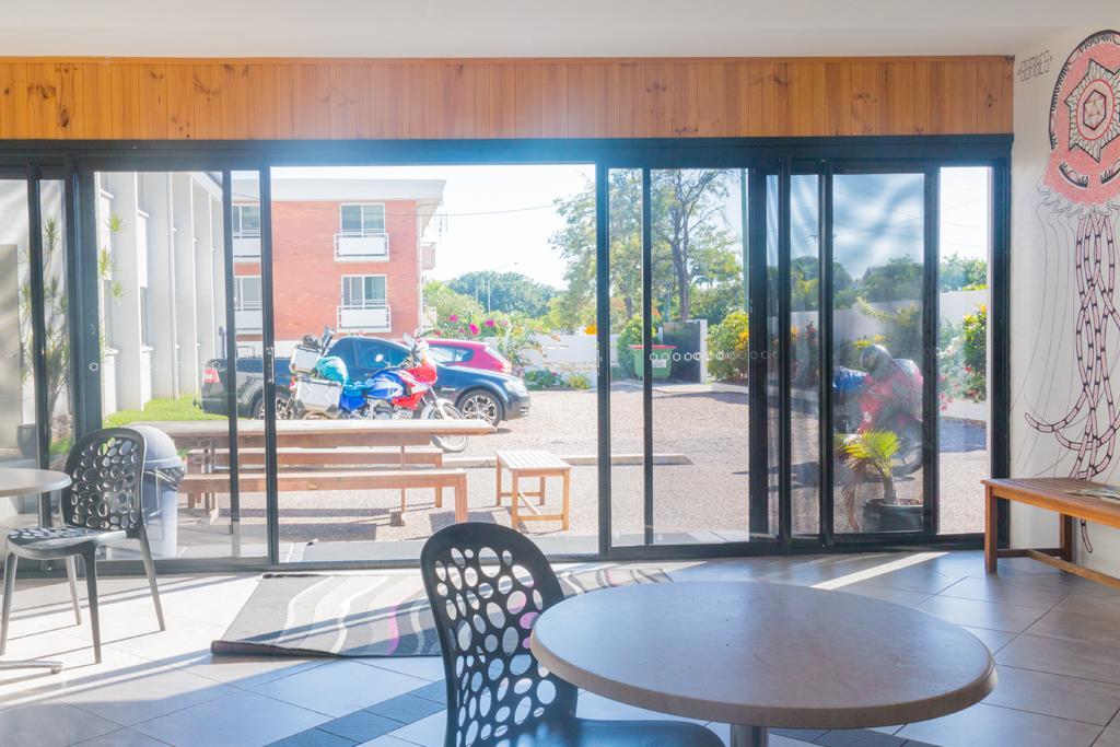 Foreign Exchange Accommodation-Beachside Townsville Exterior foto