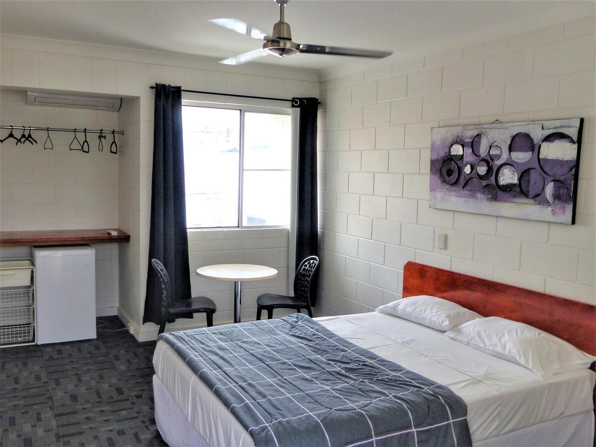 Foreign Exchange Accommodation-Beachside Townsville Exterior foto