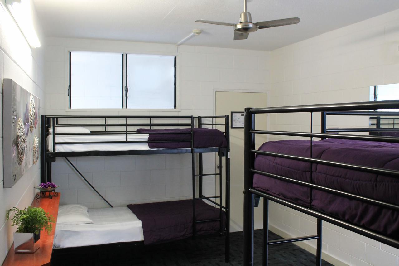 Foreign Exchange Accommodation-Beachside Townsville Exterior foto